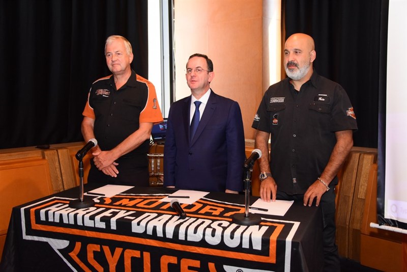 Harley Davidson Press Conference at The Smallville hotel 